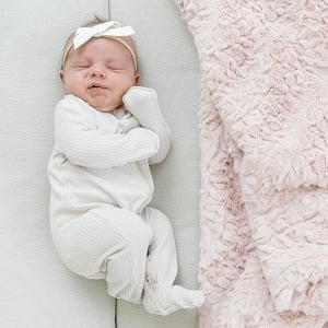 Saranoni Blush Dream Blanket