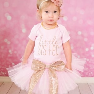 Little Sister Onesie - Gold Glitter