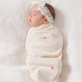 Ivory Blossoms & Lace Cocoon Set 