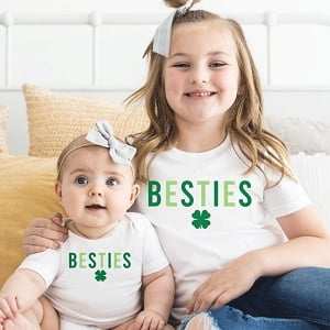 Besties Tee 